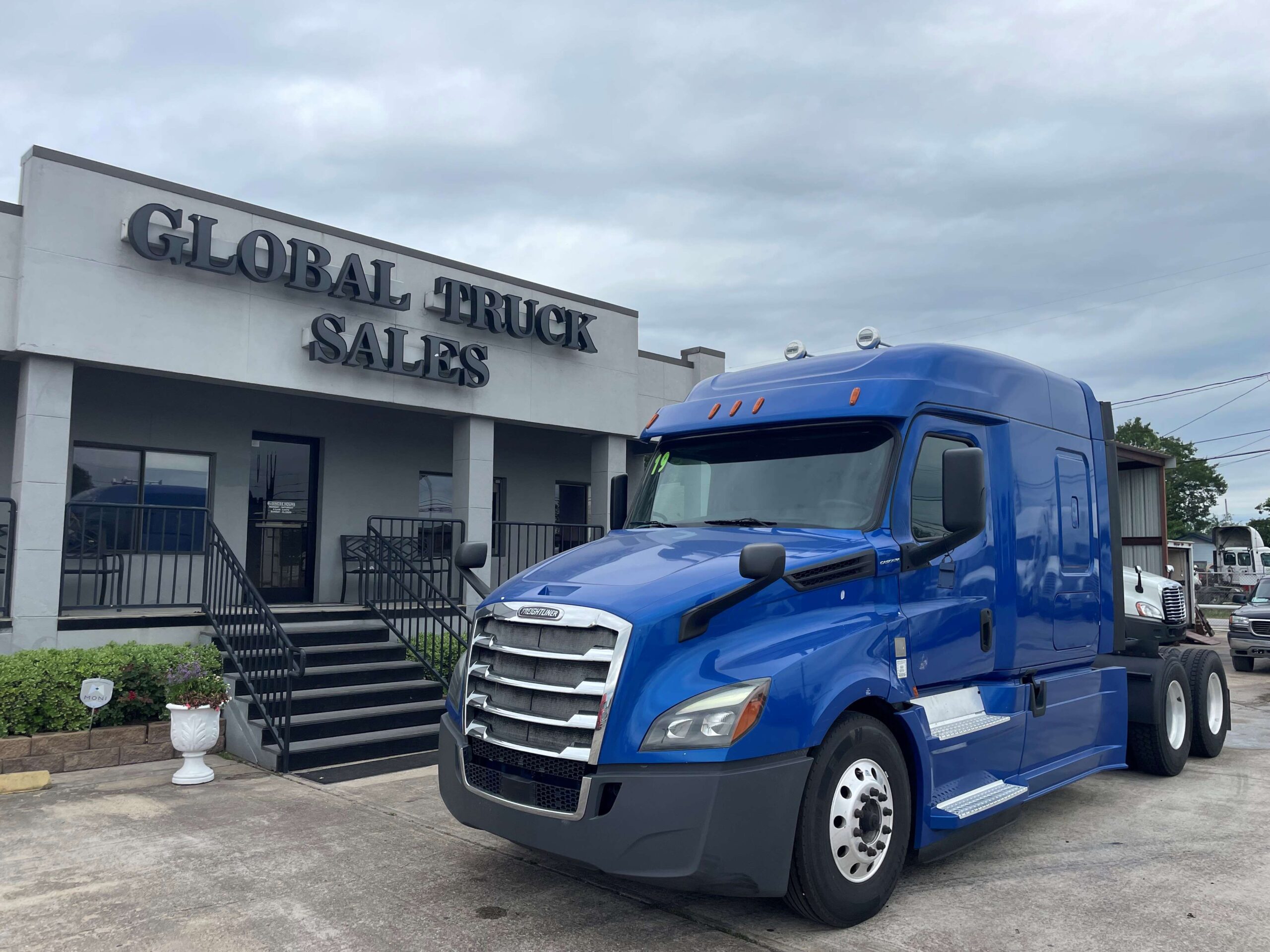 Semi-truck outside Global Truck Sales